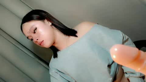 Anisha online show from 06-17-26, 12:40