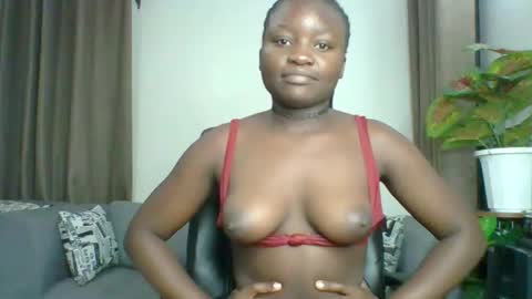 Snapshot of sweet_jenica chatting on 12-03-24, 02:58 ESTHER NEEMA online show from 12-03-24, 02:58