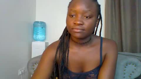 Snapshot of sweet_jenica chatting on 01-11-25, 04:38 ESTHER NEEMA online show from 01-11-25, 04:38
