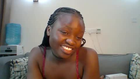 Snapshot of sweet_jenica chatting on 01-30-25, 04:48 ESTHER NEEMA online show from 01-30-25, 04:48