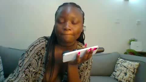 Snapshot of sweet_jenica chatting on 01-31-25, 05:09 ESTHER NEEMA online show from 01-31-25, 05:09