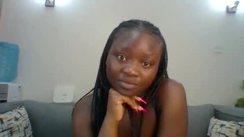Snapshot of sweet_jenica chatting on 02-05-25, 05:09 ESTHER NEEMA online show from 02-05-25, 05:09