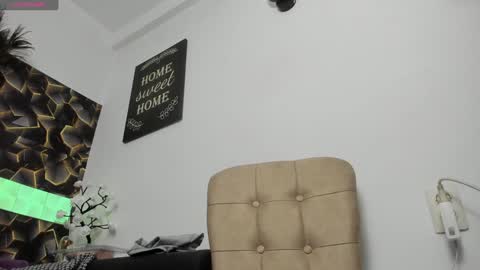 Alesy online show from 12-14-24, 06:13