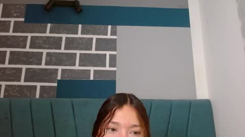 sweet_kitty_05 online show from 05-06-26, 12:19