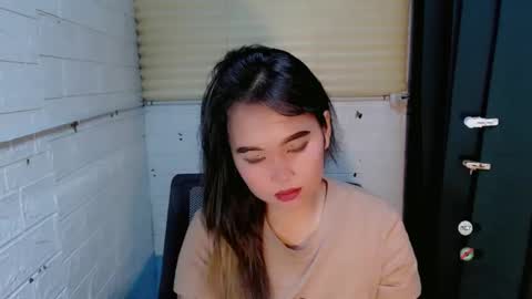 Snapshot of sweet_laika chatting on 01-25-25, 07:06 LAIKA online show from 01-25-25, 07:06