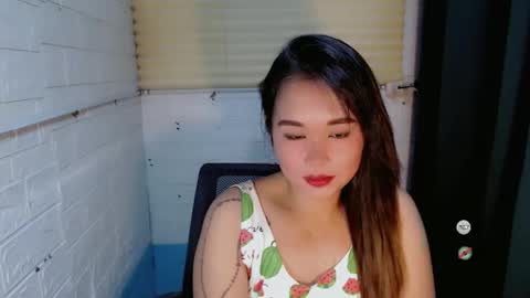 Snapshot of sweet_laika chatting on 02-04-25, 06:36 LAIKA online show from 02-04-25, 06:36