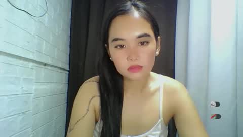 Snapshot of sweet_laika chatting on 09-09-25, 01:38 LAIKA online show from 09-09-25, 01:38