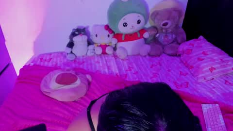 Lemarie online show from 05-27-26, 03:31