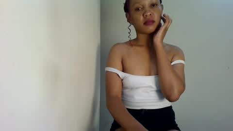 sweet likey online show from 06-25-26, 05:17