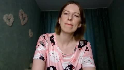 Snapshot of sweet_lilbunny chatting on 09-11-25, 02:11 sweet_lilbunny online show from 09-11-25, 02:11