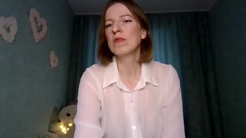 Snapshot of sweet_lilbunny chatting on 09-17-25, 02:13 sweet_lilbunny online show from 09-17-25, 02:13
