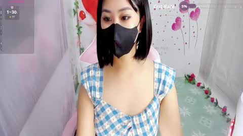 Lily online show from 11-17-25, 12:05