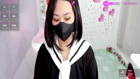 Lily online show from 11-21-25, 08:29