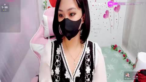 Lily online show from 11-22-25, 09:03