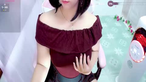 Lily online show from 11-24-25, 08:41