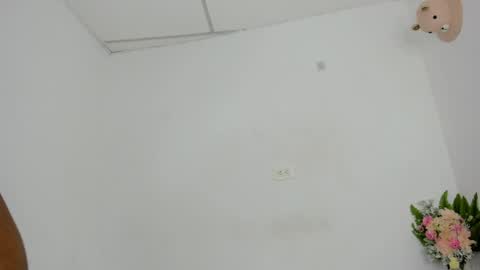 sweet_litle online show from 05-13-26, 04:54