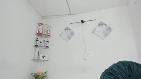 sweet_litle online show from 06-23-26, 02:42