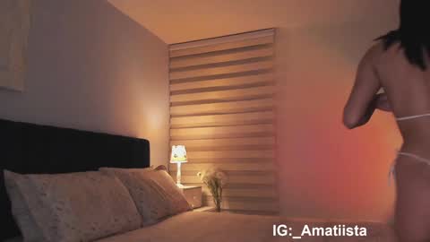 Mor online show from 12-12-24, 01:43