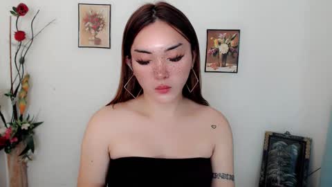 Snapshot of sweet_marie21 chatting on 09-18-25, 01:35 sweet_marie21 online show from 09-18-25, 01:35
