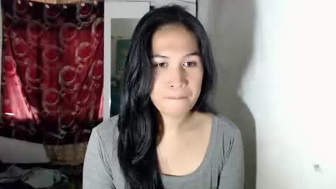 Snapshot of sweet_mariexxo chatting on 03-09-26, 01:53 Marie online show from 03-09-26, 01:53