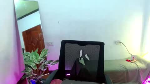 Snapshot of sweet_marry143 chatting on 03-06-26, 02:19 marry online show from 03-06-26, 02:19