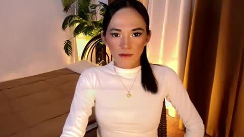Snapshot of sweet_marry143 chatting on 05-19-26, 01:56 marry online show from 05-19-26, 01:56