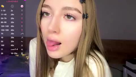 Michelle online show from 12-23-25, 01:25