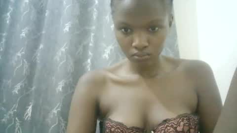 sweet_mellanie001 online show from 03-10-25, 08:34