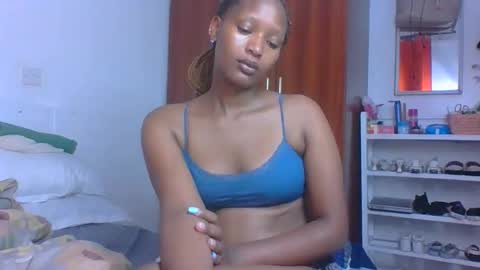 Linda online show from 05-09-26, 01:55