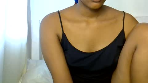 Snapshot of sweet_melod chatting on 07-29-26, 05:16 Linda online show from 07-29-26, 05:16