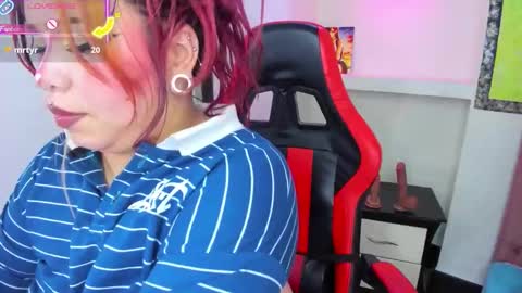 Snapshot of sweet_melody_xx chatting on 09-16-25, 05:19 MELODY online show from 09-16-25, 05:19