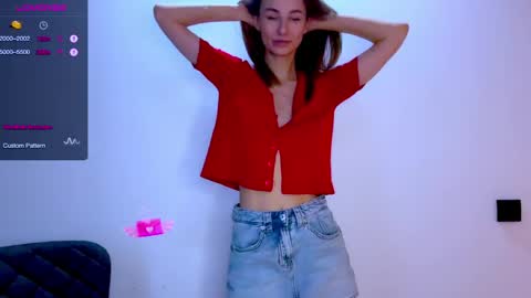 Snapshot of sweet_mia_91 chatting on 04-01-26, 12:06 Mia online show from 04-01-26, 12:06