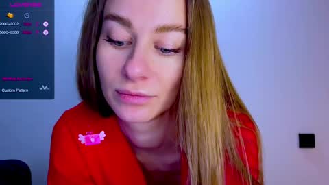 Snapshot of sweet_mia_91 chatting on 04-14-26, 11:38 Mia online show from 04-14-26, 11:38