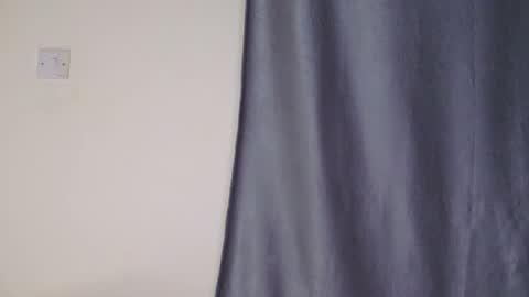 Queen debby online show from 04-05-26, 03:58