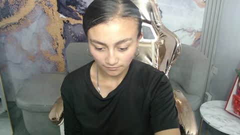 Live 300pm 900pm COLOMBIAN HOUR online show from 03-04-25, 01:45