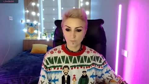 sweet_n_strong online show from 12-01-25, 07:13