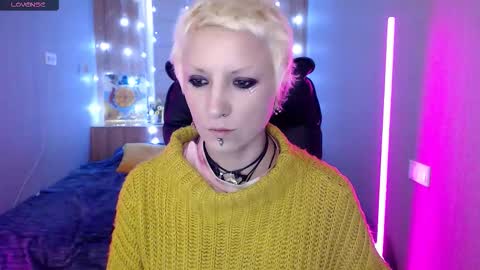 sweet_n_strong online show from 12-14-25, 08:30