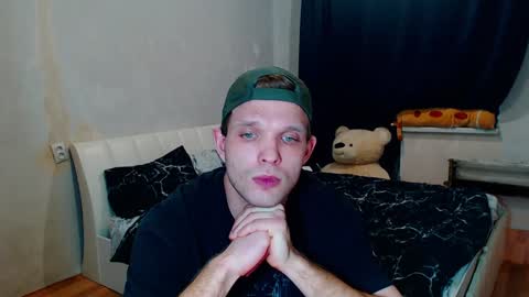 Snapshot of sweet_orange_xxx chatting on 01-08-25, 12:15 Grin online show from 01-08-25, 12:15