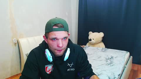 Snapshot of sweet_orange_xxx chatting on 01-11-25, 05:18 Grin online show from 01-11-25, 05:18