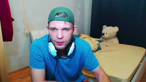 Snapshot of sweet_orange_xxx chatting on 01-12-25, 11:07 Grin online show from 01-12-25, 11:07