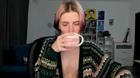 kira online show from 03-05-26, 05:53