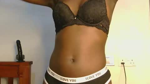 sweet peachy online show from 05-12-26, 12:08