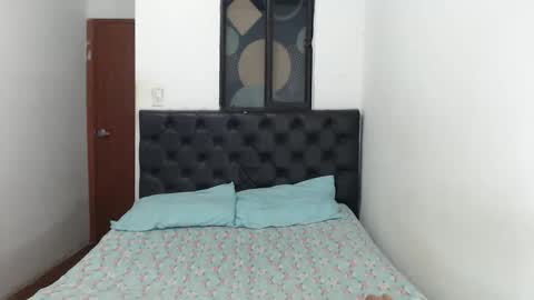 Snapshot of sweet_petite15 chatting on 05-02-26, 12:10 petite sweet online show from 05-02-26, 12:10