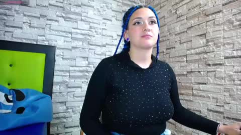 Snapshot of sweet_poison30 chatting on 03-05-25, 12:59 LAUREN online show from 03-05-25, 12:59