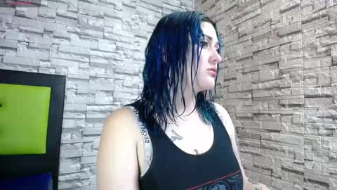 Snapshot of sweet_poison30 chatting on 03-12-25, 07:59 LAUREN online show from 03-12-25, 07:59