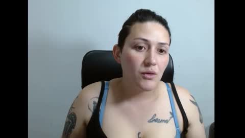 Snapshot of sweet_poison_666 chatting on 04-25-26, 01:30 sweet_poison_666 online show from 04-25-26, 01:30
