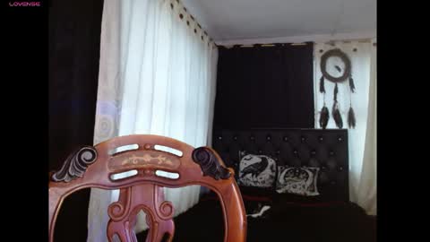 Snapshot of sweet_poison_666 chatting on 05-11-26, 10:40 sweet_poison_666 online show from 05-11-26, 10:40