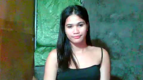 Snapshot of sweet_polly222 chatting on 07-17-26, 01:40 POLLY online show from 07-17-26, 01:40