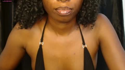 Snapshot of sweet_puna chatting on 05-13-26, 09:39 Nancy online show from 05-13-26, 09:39