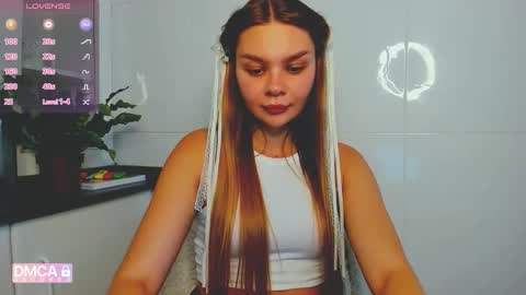 Snapshot of sweet_sabriina chatting on 06-07-26, 06:55 Sabina online show from 06-07-26, 06:55